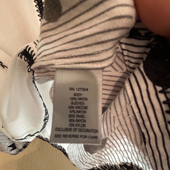 John Mark Embroidered Top Women Large Multicolor Geometric Snake Skin Print Art - Picture 7 of 7